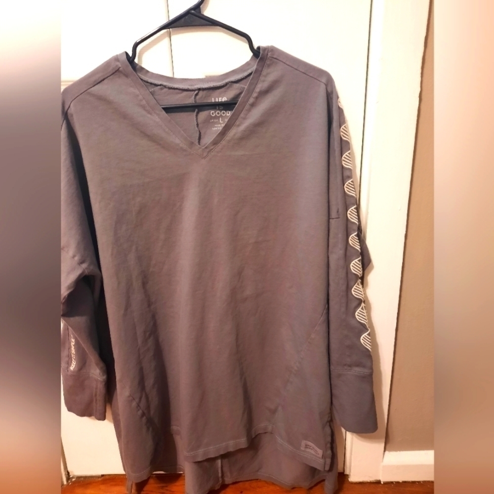 Oversize Top with Embroidered Sleeves
